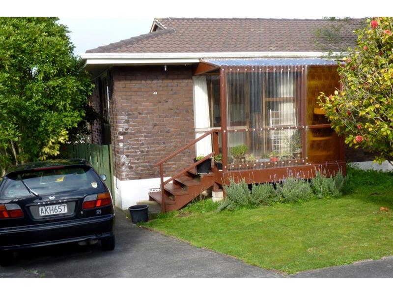 4/4 Karaka Street, New Lynn, Auckland - Carousel 11