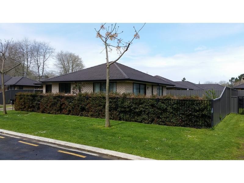 138 Brookfield Street, Hamilton East, Hamilton - Carousel 2