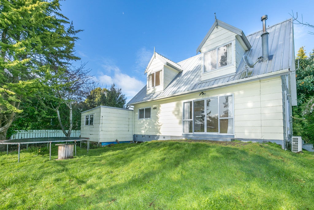 28A Walsh Street, Forest Lake, Hamilton - Carousel 1