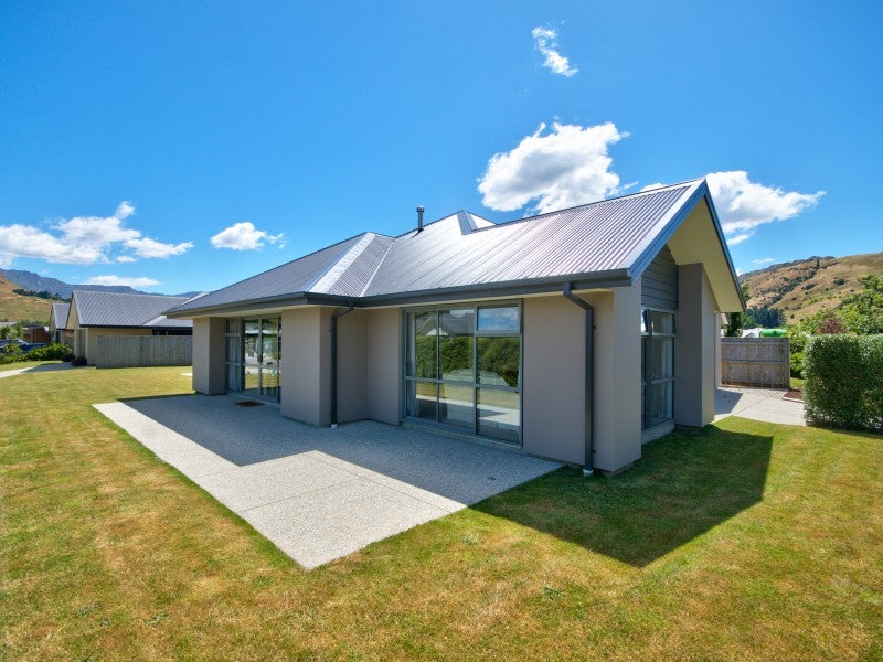 1 Cone Peak Close, Lake Hayes, Queenstown - Carousel 23