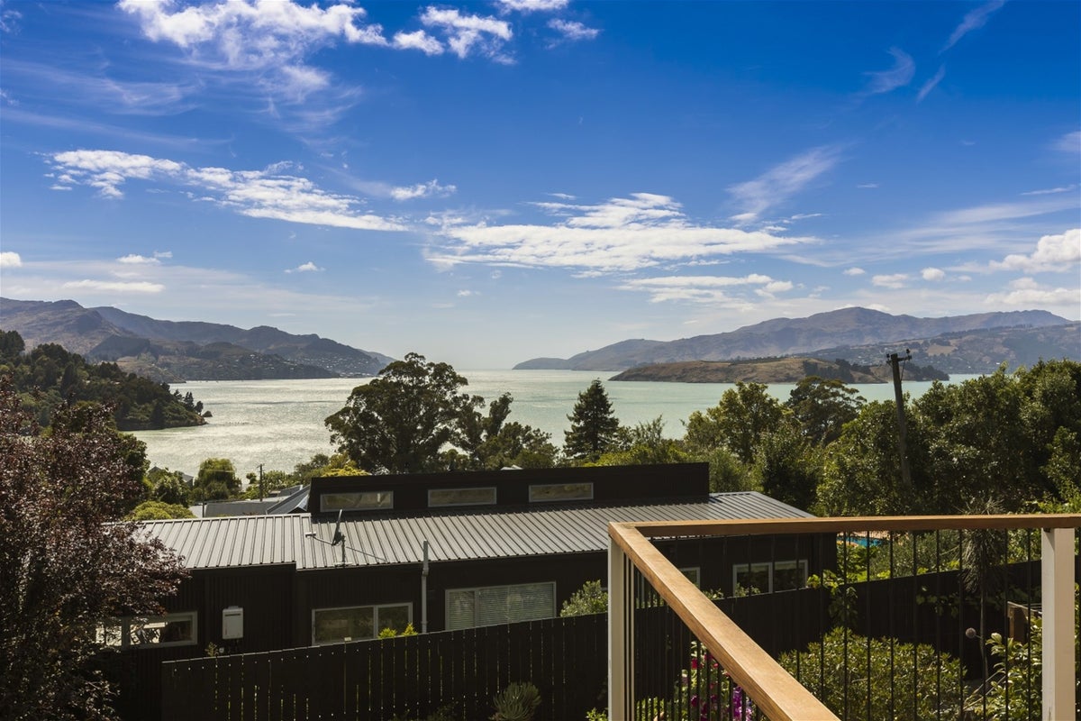 83 Main Road, Governors Bay, Lyttelton - Carousel 2