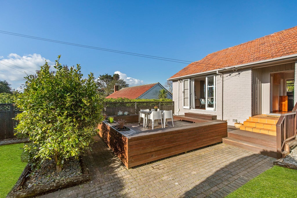23 Tahapa Crescent, Meadowbank, Auckland - Carousel 1