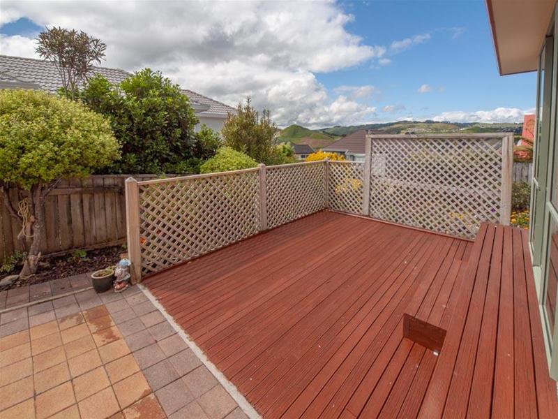 9 Radstock Grove, Churton Park, Wellington - Carousel 20