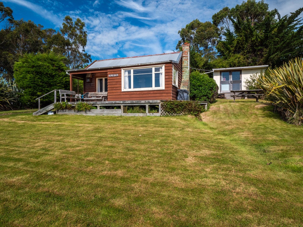 32 Peace Street, Brighton - Carousel 2