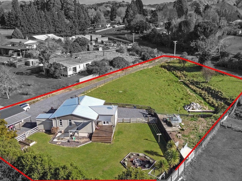 23 Ohoeka Street, Owhango - Carousel 2