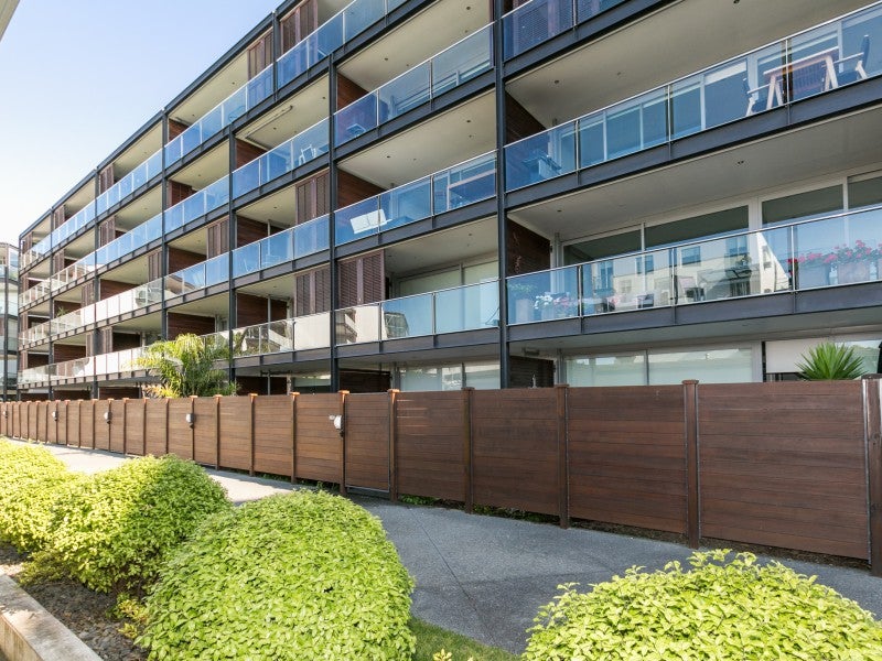 203C/14 West Quay, Ahuriri, Napier - Carousel 1