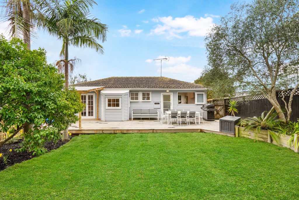 85 Vandeleur Avenue, Birkdale, Auckland - Carousel 1