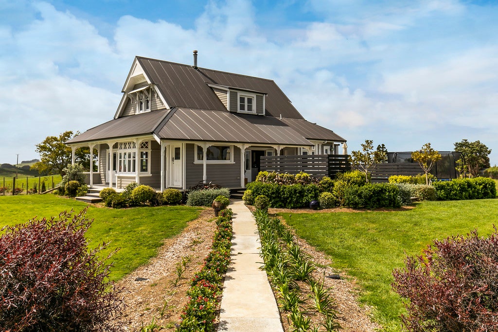 10B Higham Road, South Head, South Head - Carousel 1