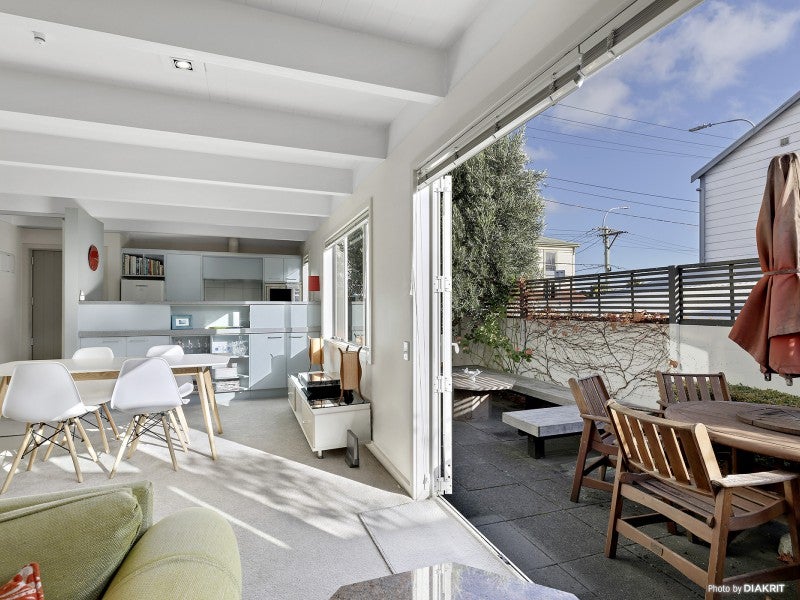 89 Constable Street, Newtown, Wellington - Carousel 2