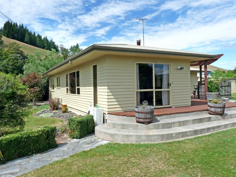 6 Hunt Terrace, Wakefield - Carousel 20