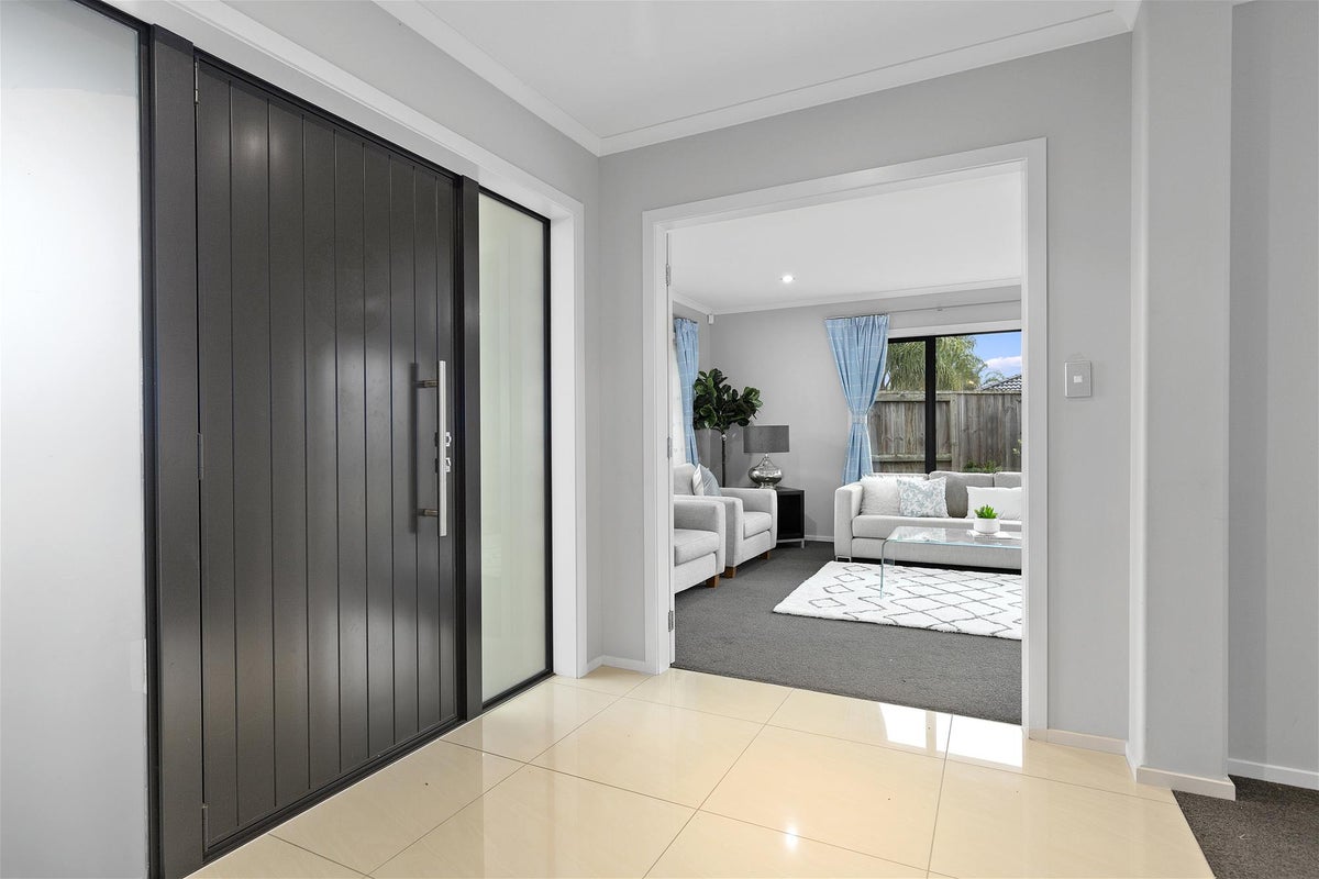 14 Foxbury Court, Rototuna North, Hamilton - Carousel 2