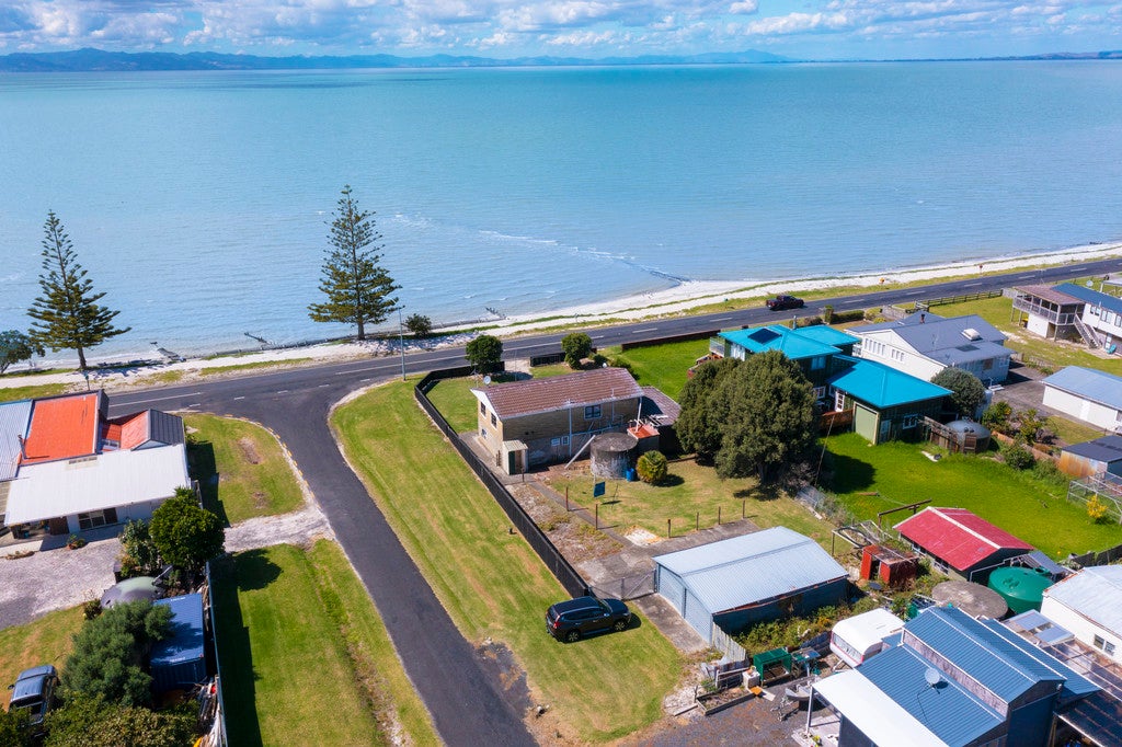 899 East Coast Road, Pokeno - Carousel 1