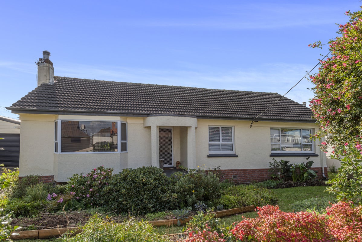 1 Lovatt Crescent, Kensington, Whangarei - Carousel 22
