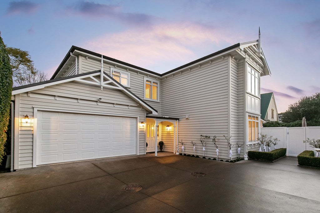 10B Shackleton Road, Mount Eden, Auckland - Carousel 1