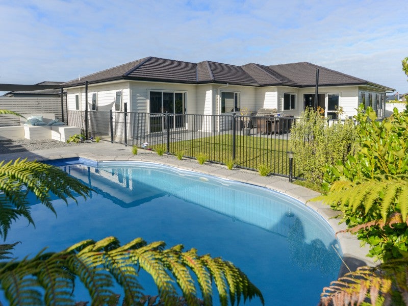 40 Kapiti Drive, Poraiti, Napier - Carousel 1
