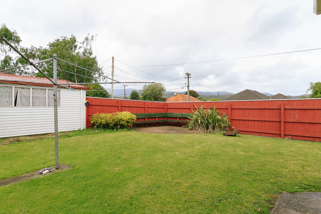 86 Pine Avenue, Ebdentown, Upper Hutt - Carousel 20