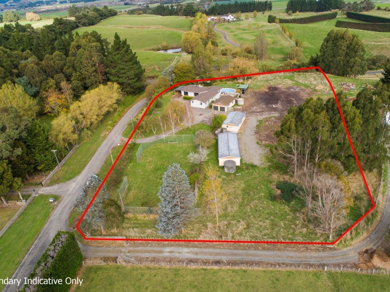 11 Hazelhurst Line, Kelvin Grove, Palmerston North - Carousel 1
