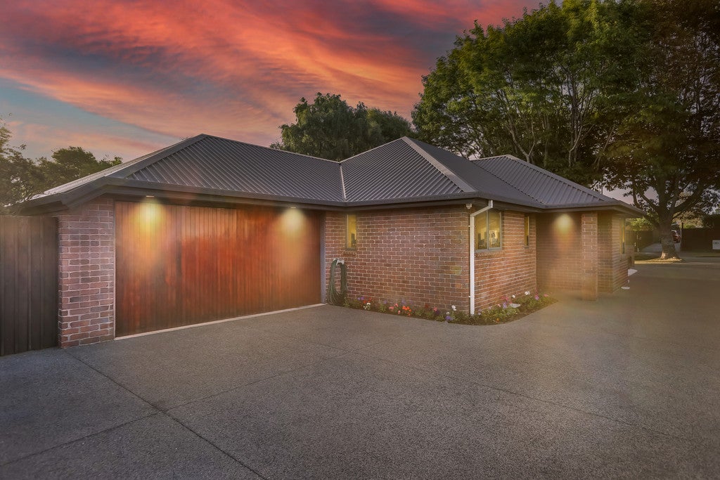 11A Barnes Road, Redwood, Christchurch - Carousel 1
