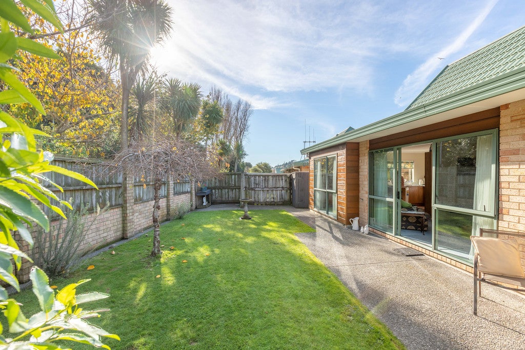 64/42 Main Road, Tawa, Wellington - Carousel 2