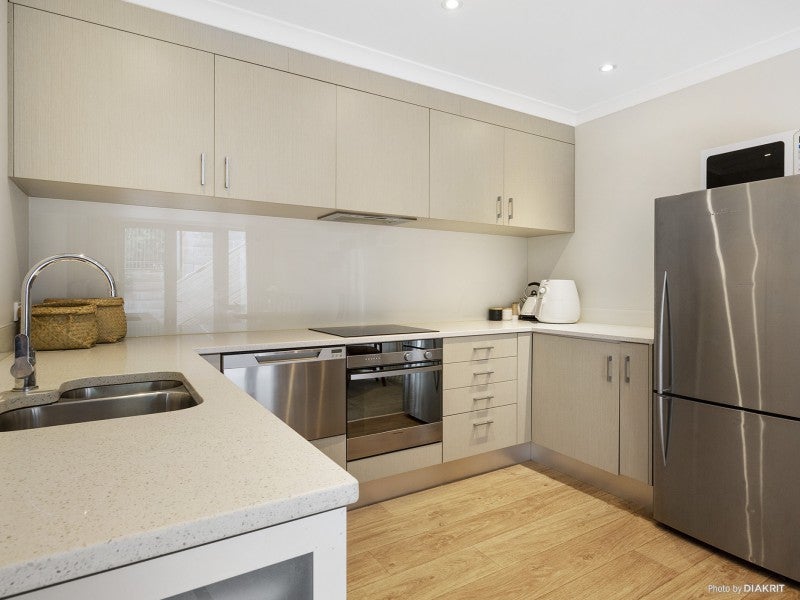 199A Helston Road, Paparangi, Wellington - Carousel 2
