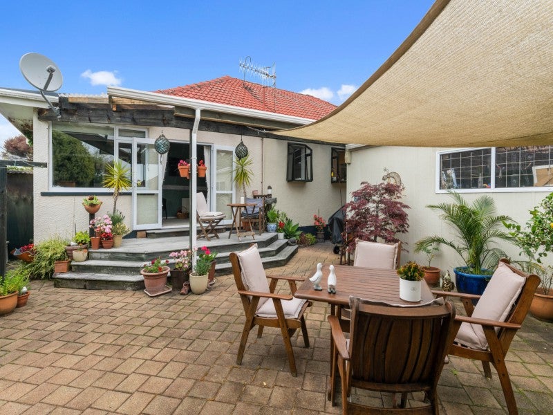 27A Grey Street, Glenholme, Rotorua - Carousel 2