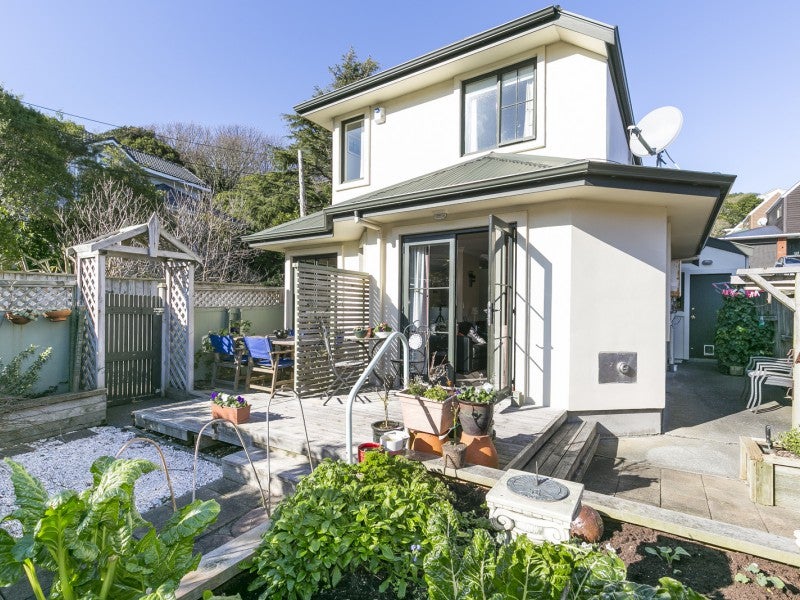 1/28 Ottawa Road, Ngaio, Wellington - Carousel 2