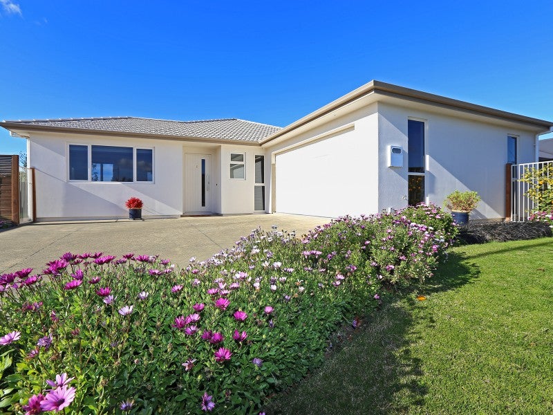 10 Waimea Way, Poraiti, Napier - Carousel 1