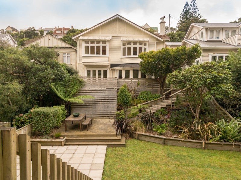 35 Sefton Street, Wadestown, Wellington - Carousel 1