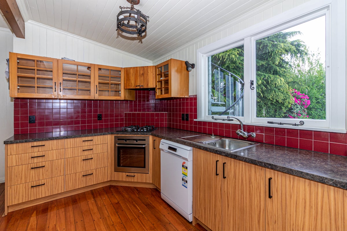 61 Elizabeth Street, Seaview, Timaru - Carousel 2