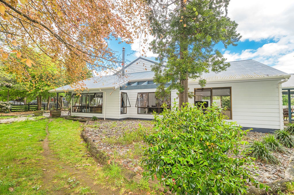 375 State Highway 3, Westmere, Whanganui - Carousel 16