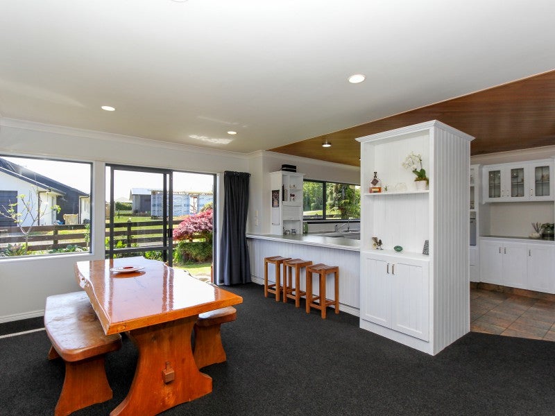 9 Dreaver Way, Sunnynook, Auckland - Carousel 2