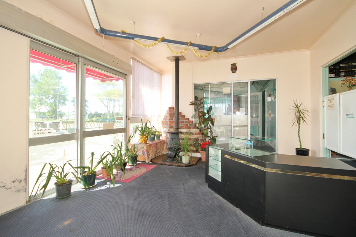845 State Highway 1, Himatangi, Foxton - Carousel 20