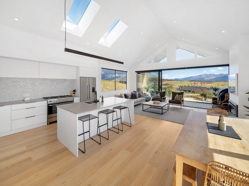 3A Glenelg Lane, Jacks Point, Queenstown - Carousel 2