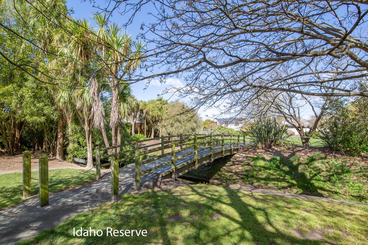 12B Idaho Place, Burwood, Christchurch - Carousel 20