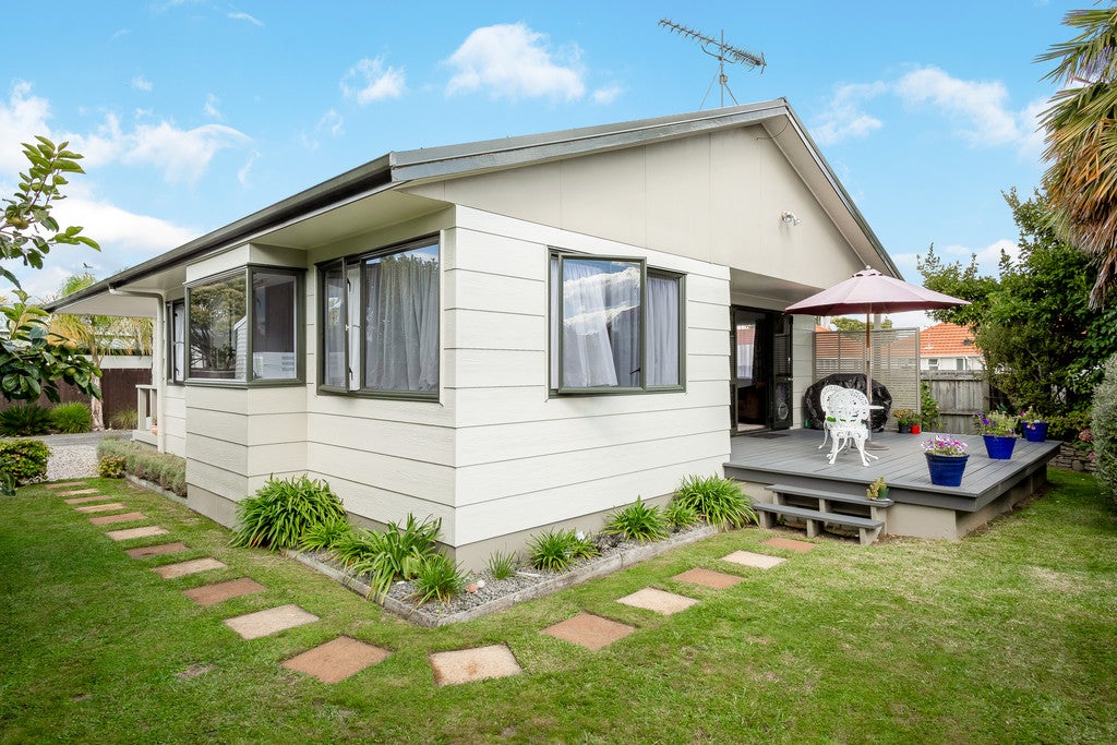 415A Peachgrove Road, Fairfield, Hamilton - Carousel 2