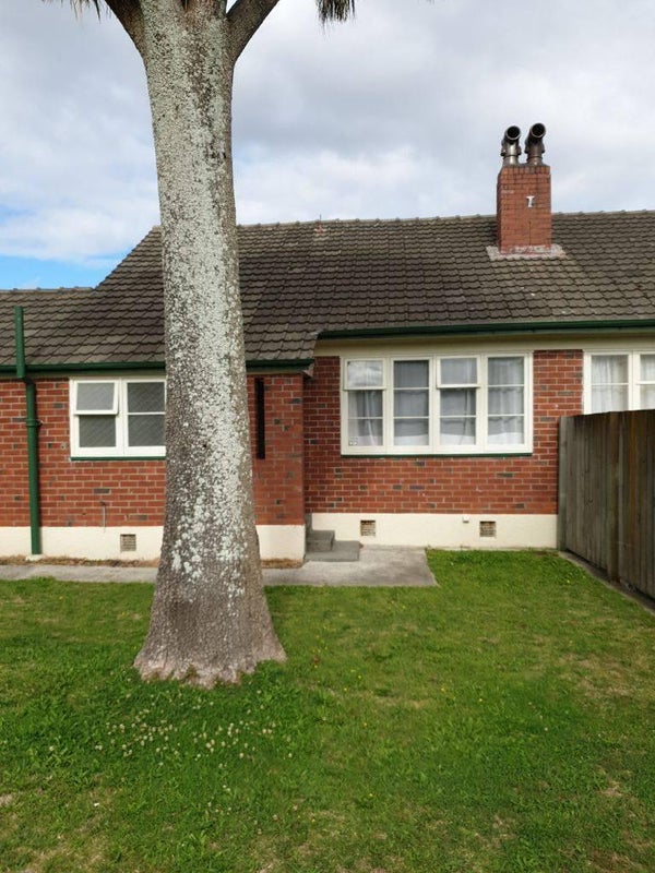 196 Waterloo Road, Hutt Central, Lower Hutt - Carousel 1