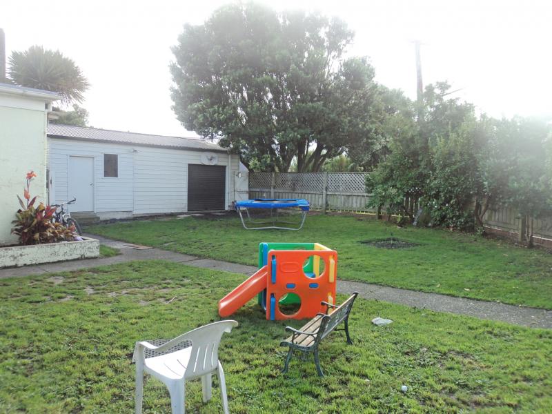 2/19 Randwick Road, Moera, Lower Hutt - Carousel 11