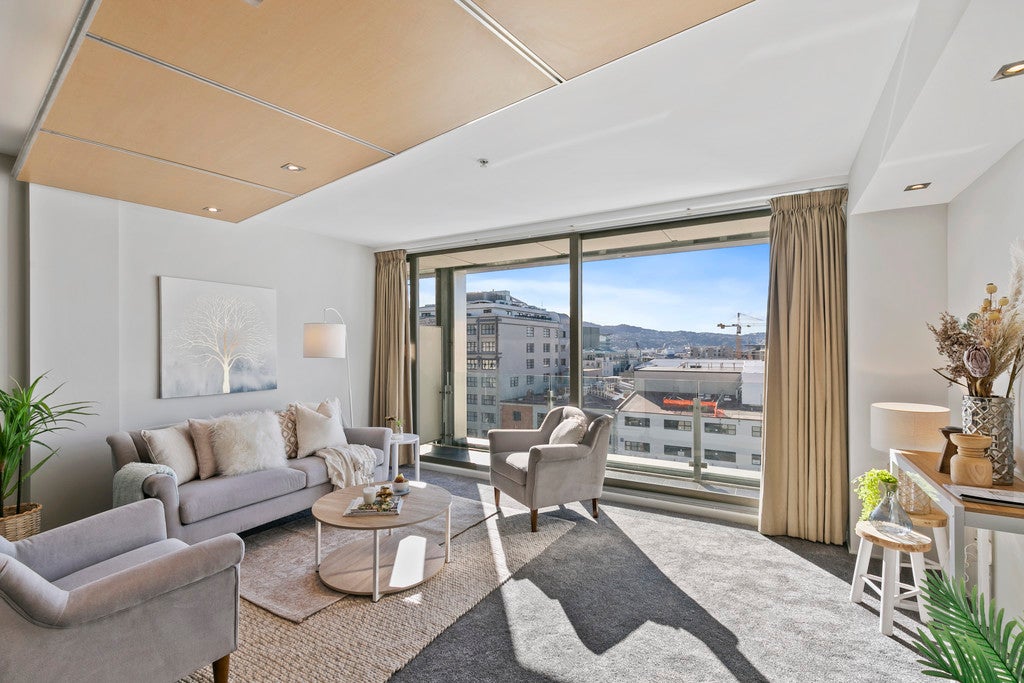 0 , Te Aro - Carousel 1