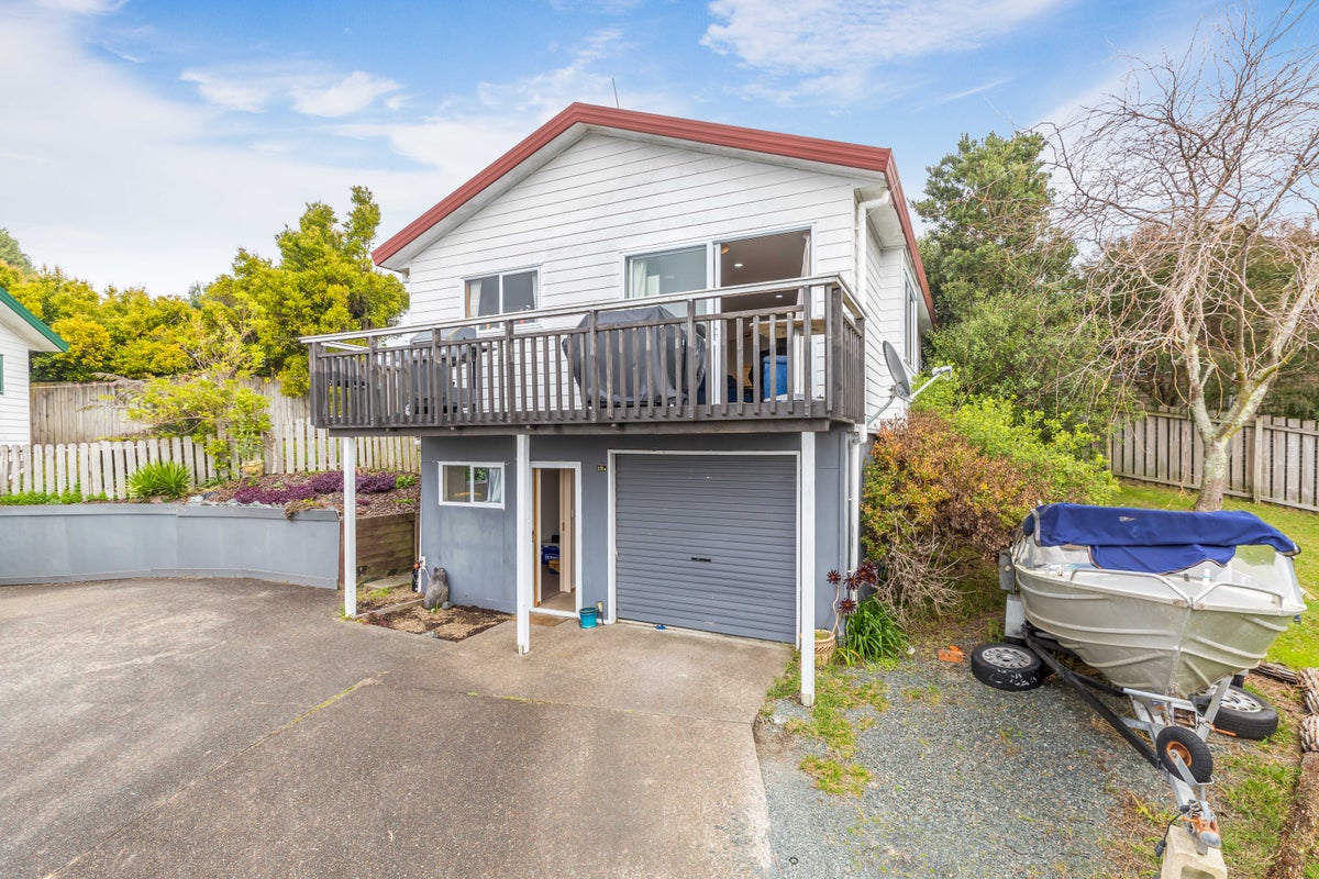 12A Jean Place, Stanmore Bay, Whangaparaoa - Carousel 1