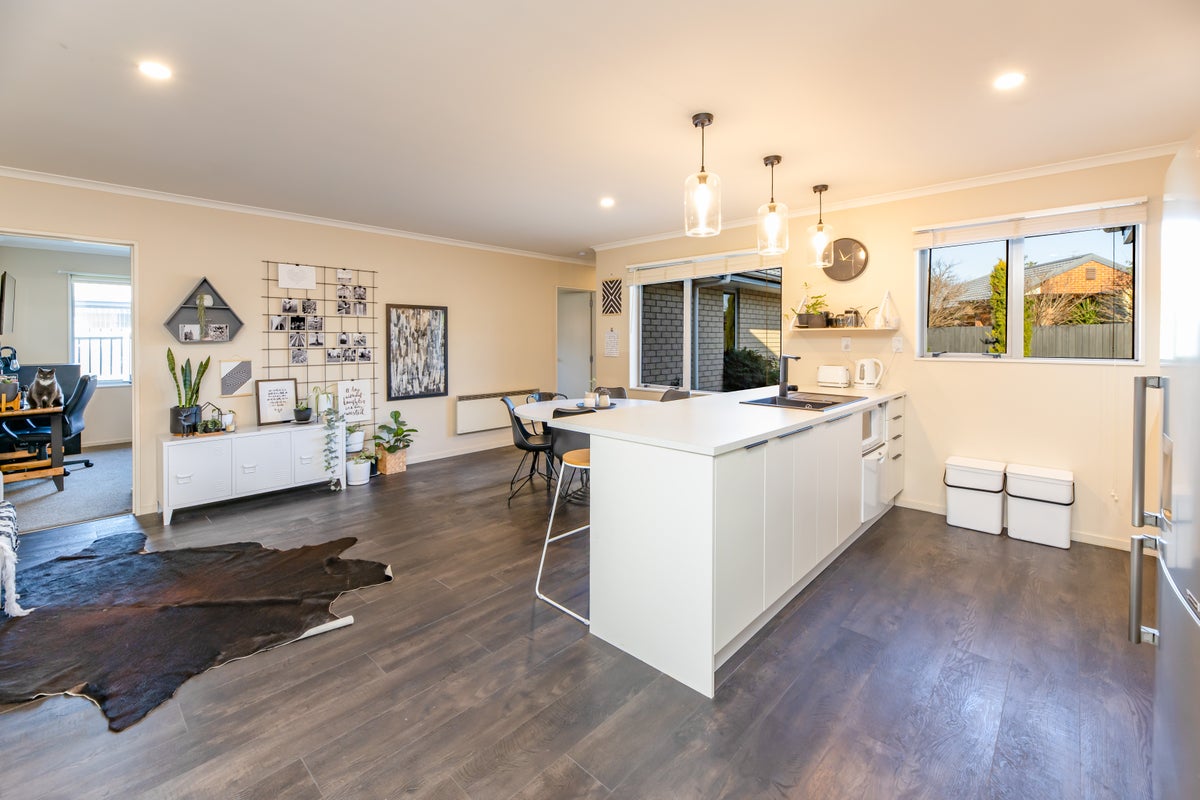 204F Burwood Road, Burwood, Christchurch - Carousel 2