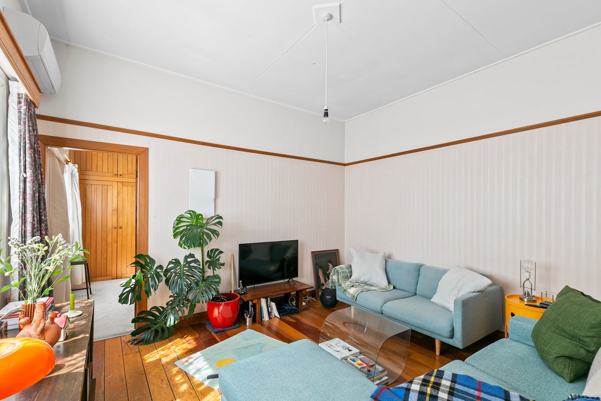 21 Milton Street, Berhampore, Wellington - Carousel 2