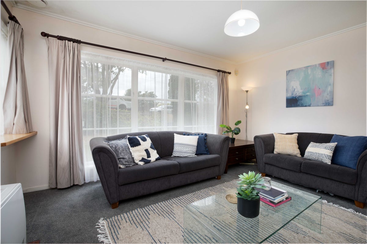 5 Franklyn Road, Tawa, Wellington - Carousel 2