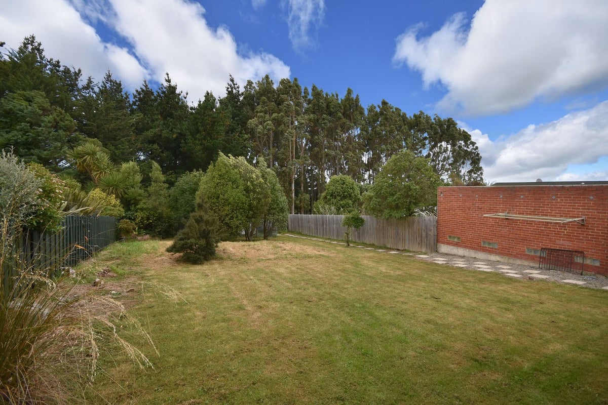 228 Highcliff Road, Shiel Hill, Dunedin - Carousel 2