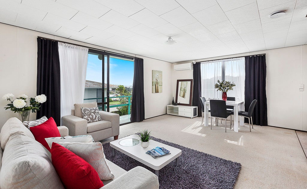 8 Kivell Street, Ranui, Porirua - Carousel 1
