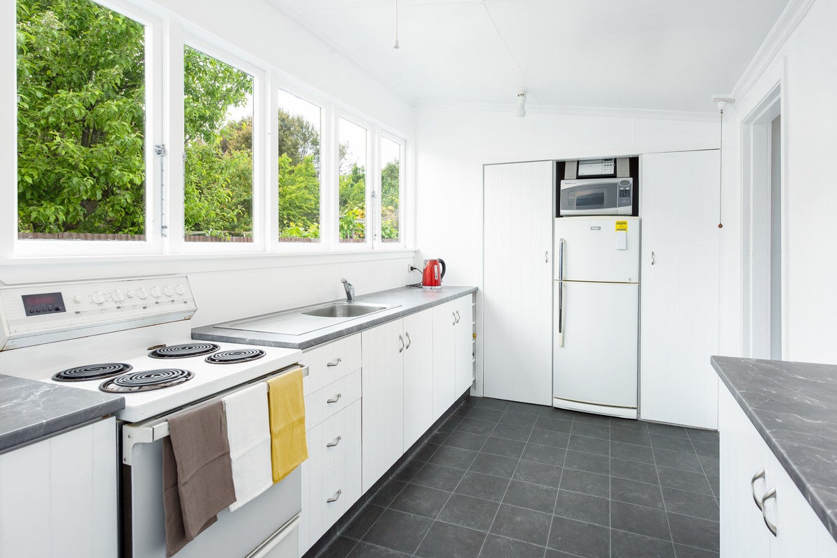 2 Meehan Street, Islington, Blenheim - Carousel 2