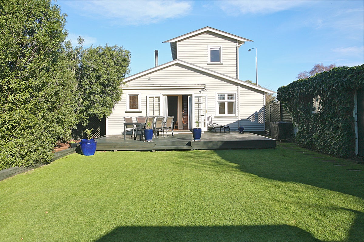 334 Lyttelton Street, Spreydon, Christchurch - Carousel 12