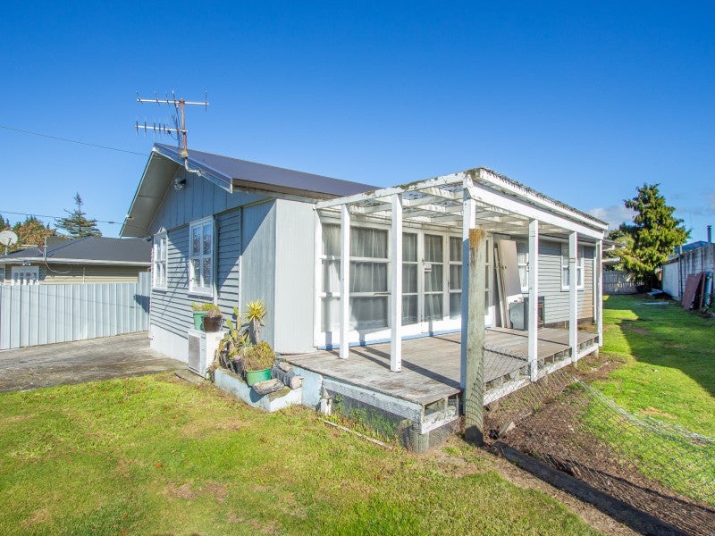 32 Thomas Crescent, Western Heights, Rotorua - Carousel 2
