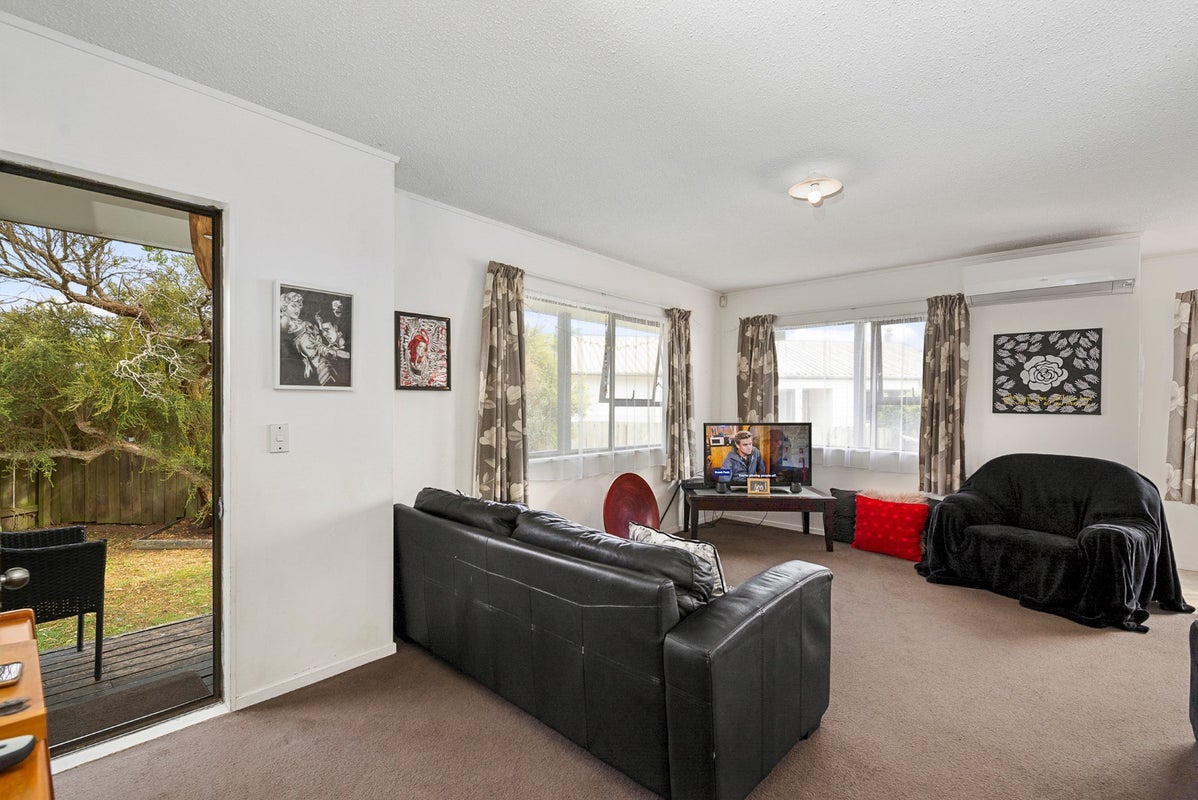 11B Beech Place, Owhata, Rotorua - Carousel 2