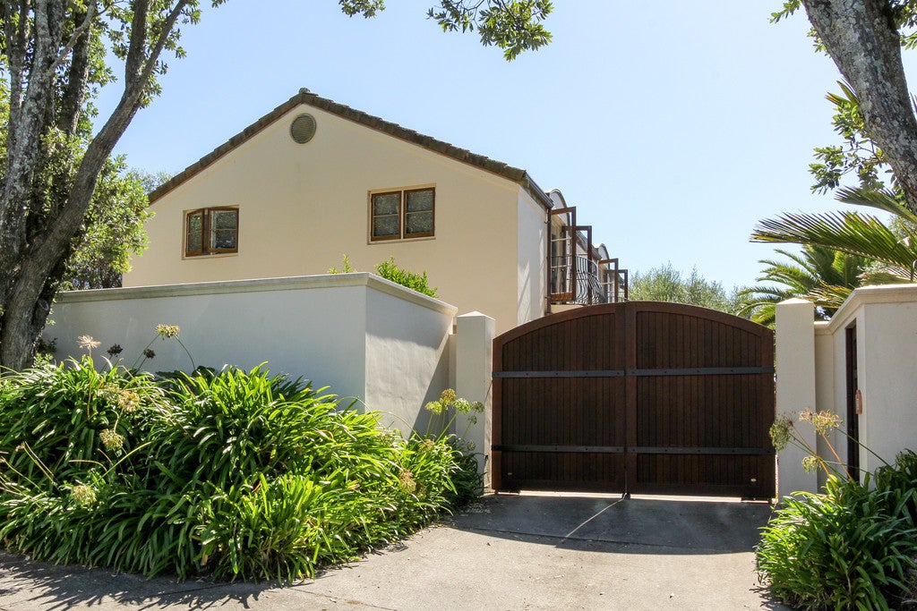 21A Jans Terrace, Oakura, Oakura - Carousel 1