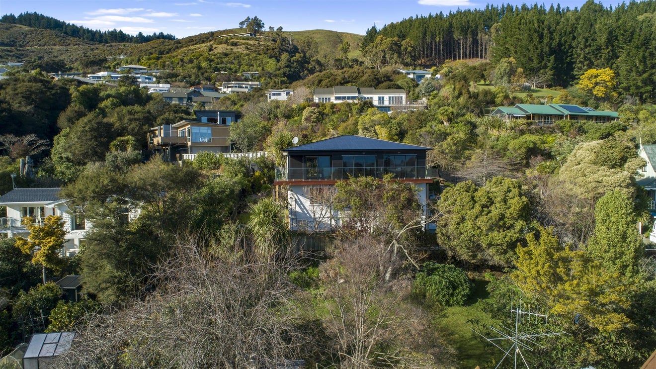 16 Montrose Drive, Atawhai, Nelson - Carousel 13